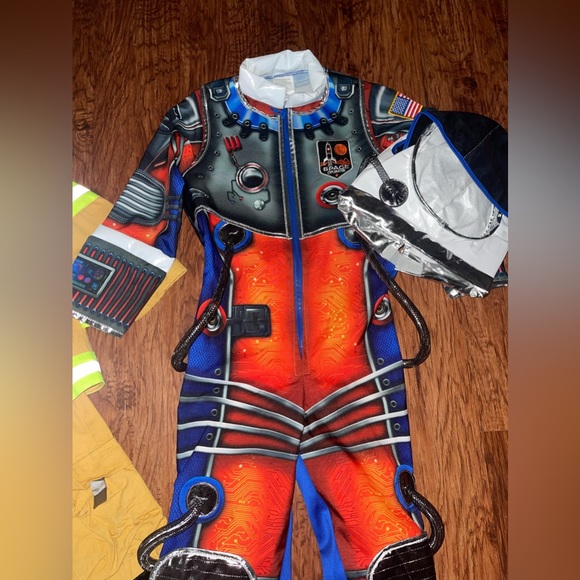 Adventure Factory Costumes - Picture 8 of 10